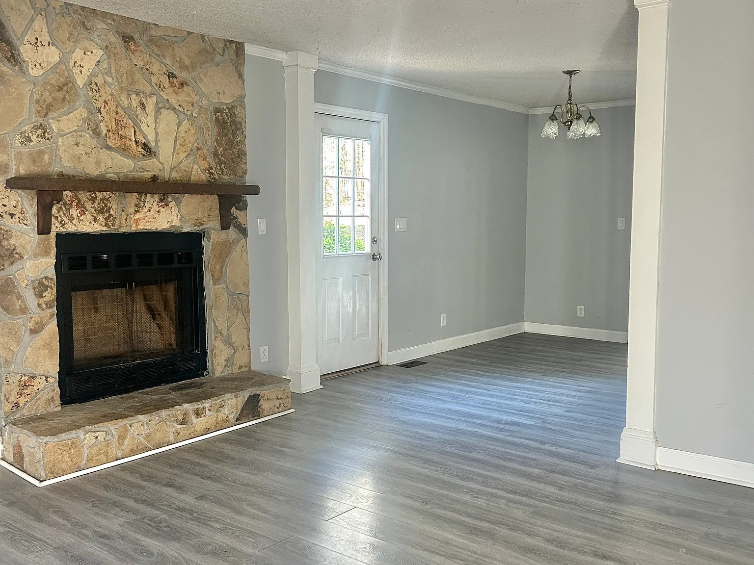 3 bed, 1161 sqft, $1,400 — Photo 2