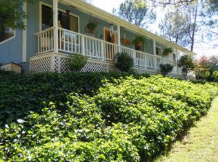 20077 Elteda Ln, Redding, CA 96003