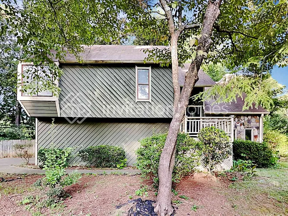 4162 Jody Ct NE