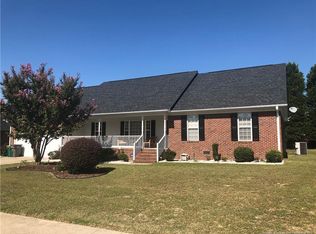 3519 Harrisburg Dr, Fayetteville, NC 28306