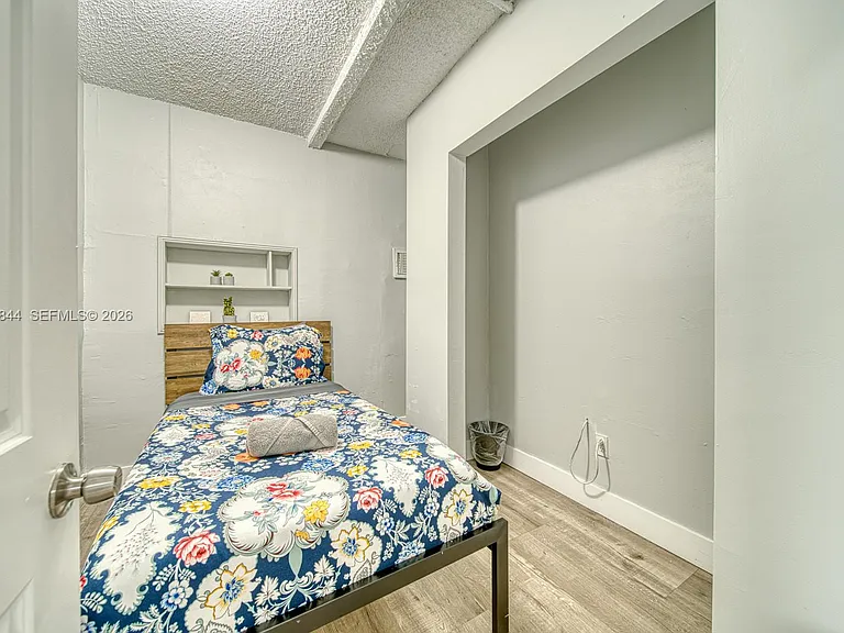 7620 SW 21st St #7620 — Photo 8