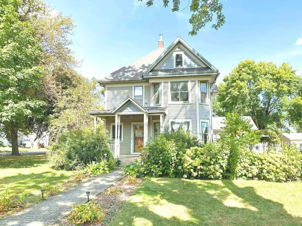 2707 7th St, Emmetsburg, IA 50536