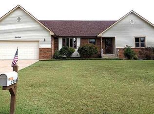 2008 Carter Ave, Augusta, KS 67010