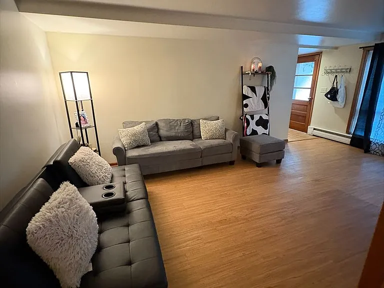 914 Grand Ave — Photo 6