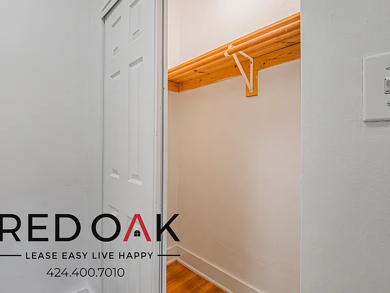 236 S Coronado St — Photo 8