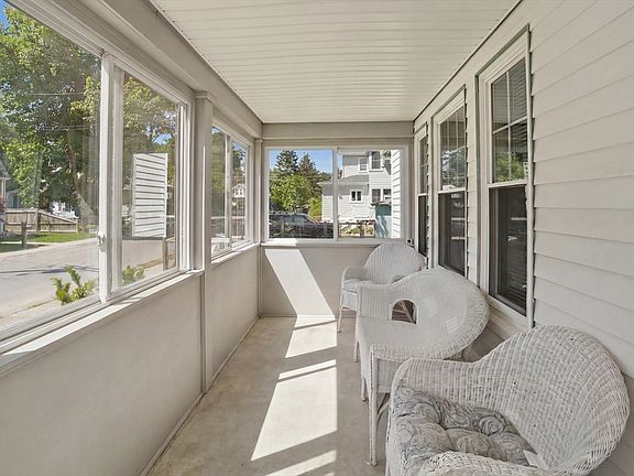 4th image of 14 Katherine Rd