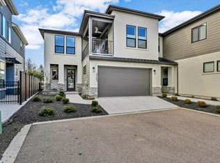 3263 S Sedgebrook Ln, Eagle, ID 83616