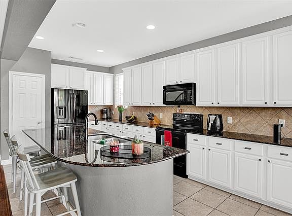 5th image of 3004 Mosswood Dr