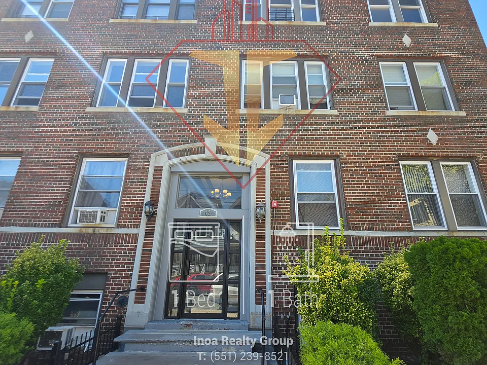 42 W 29th St #1B