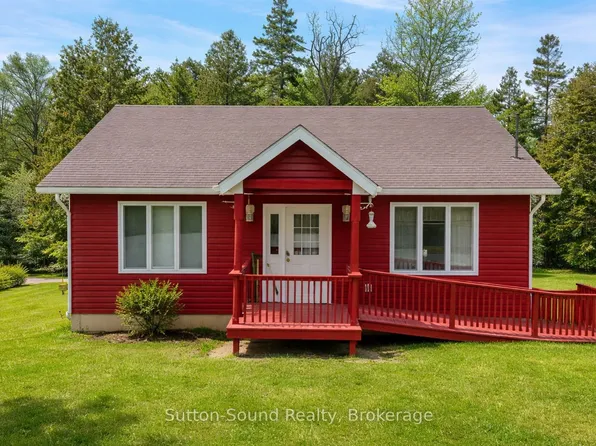 554 Stokes Bay Rd, Northern Bruce Peninsula, ON N0H 2M0