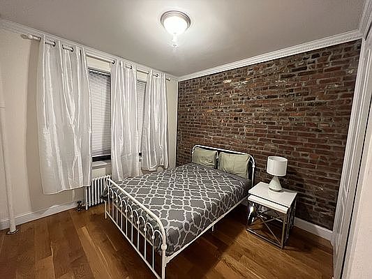 3rd image of 1875 Lexington Ave #5E