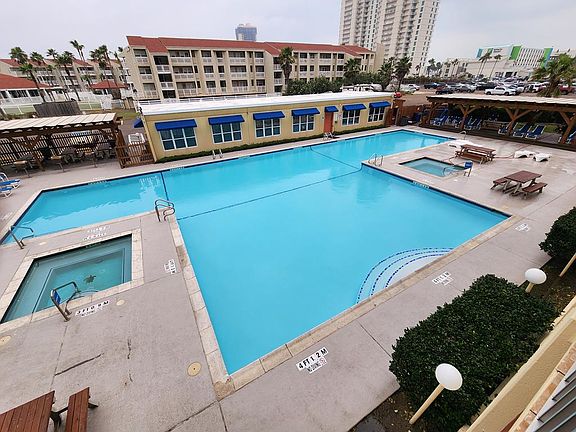 4th image of 120 Padre Blvd Unit 206