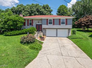 7601 Blue Boy Pl, Louisville, KY 40291