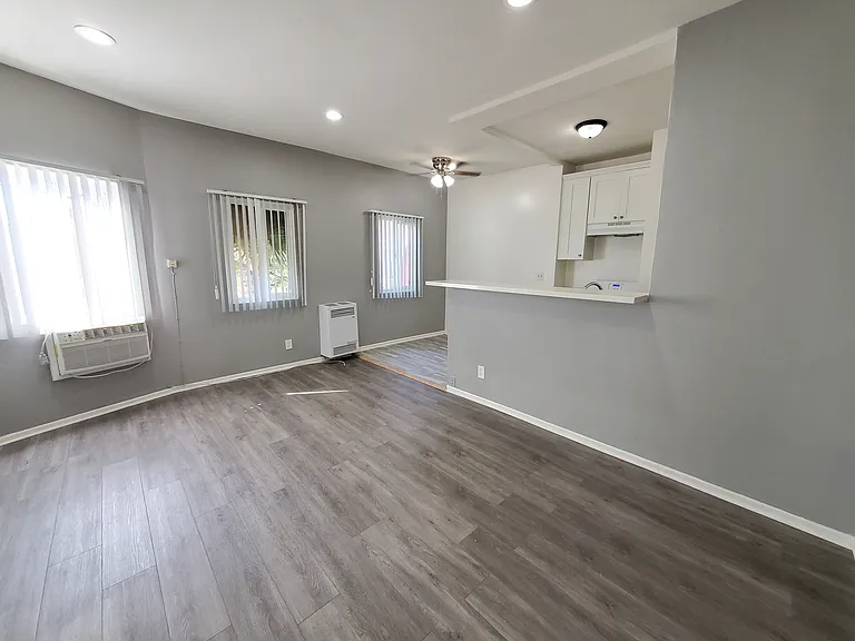 3020 Altura St #3 — Photo 1