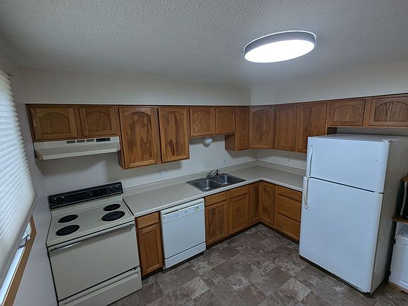 3rd image of 4403 Toronto St Unit 1