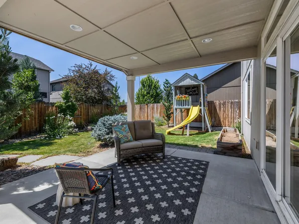 20345 Elaine Ln SE, Bend, OR 97702