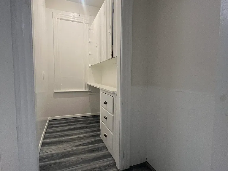 61 Fox St #2 — Photo 16