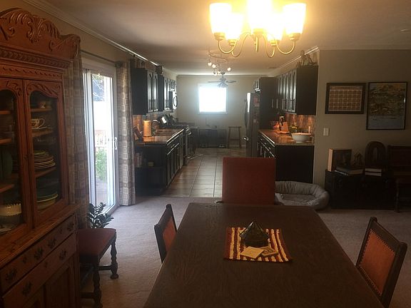 3rd image of 1503 Randall Dr