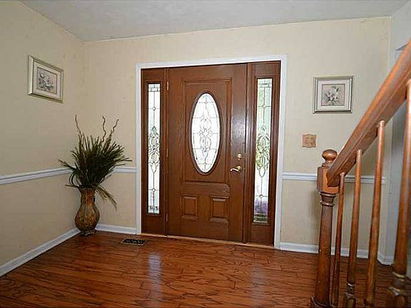 2nd image of 1021 Austenwood Ct