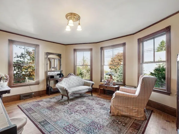 1634 Broadway, South Portland, ME 04106