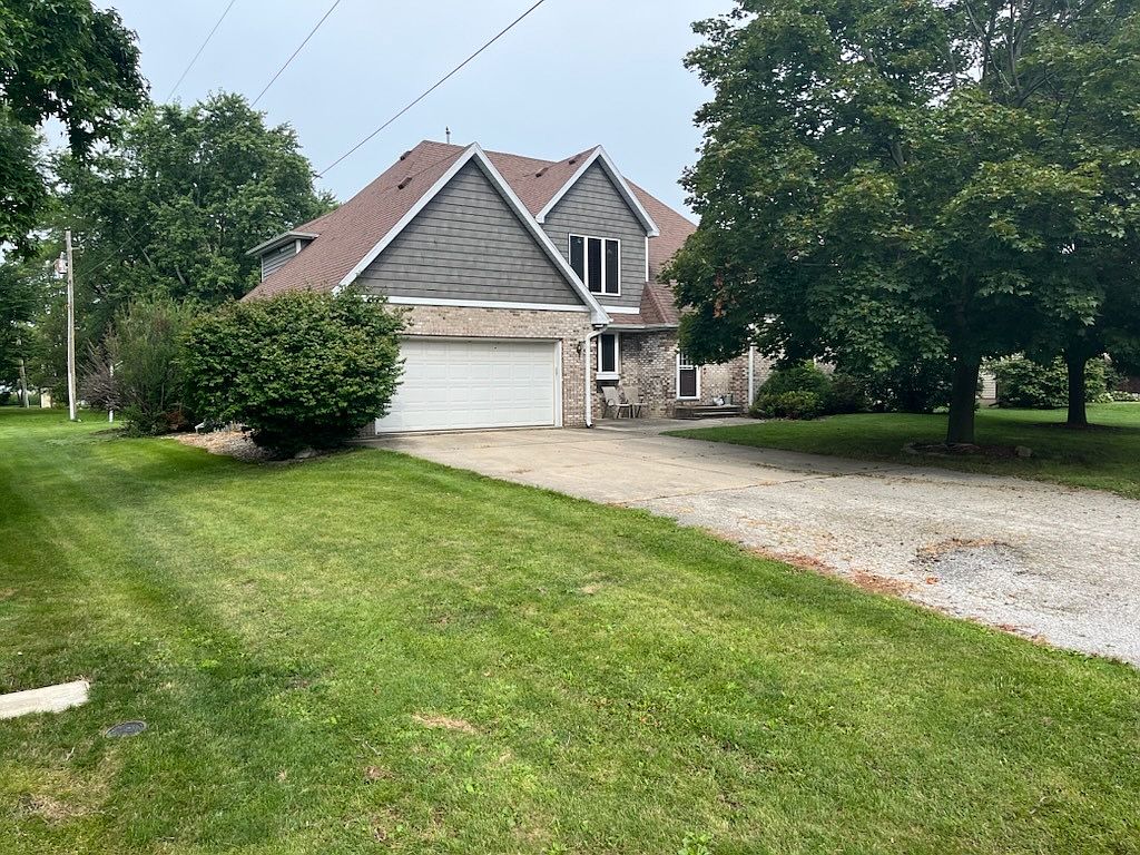 109 N Condit St, Tolono, IL 61880 Zillow