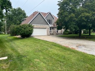 109 N Condit St, Tolono, IL 61880