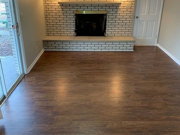 3rd image of Sherwood Cir