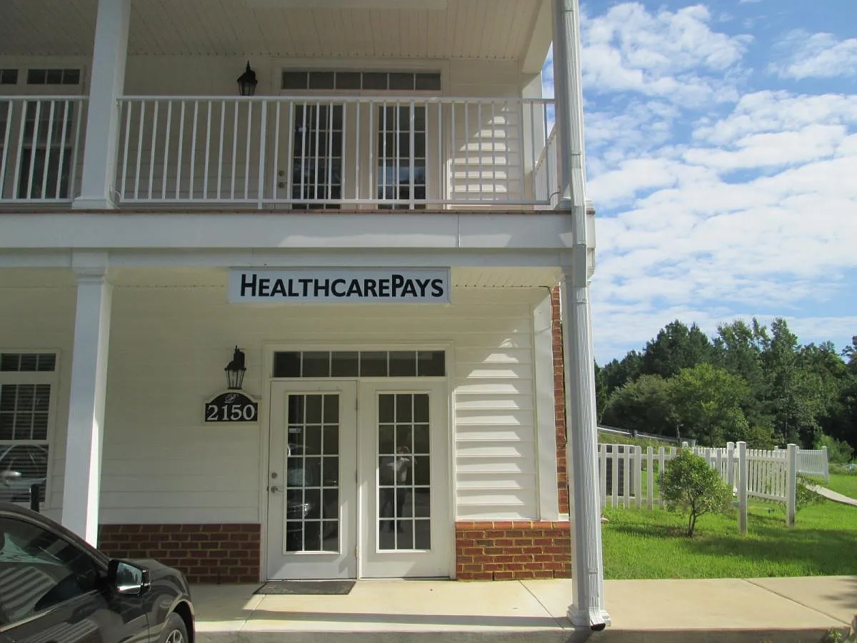 2150 Plainview Ctr photo 1