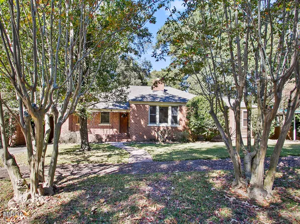 940 Curry Dr, Macon, GA 31211