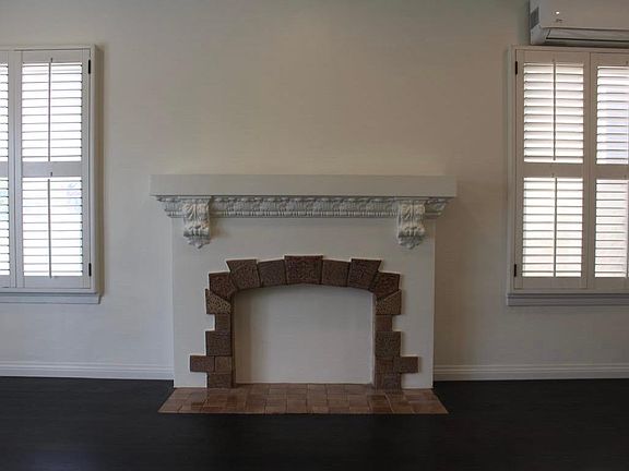 2nd image of 1117 W 80th St