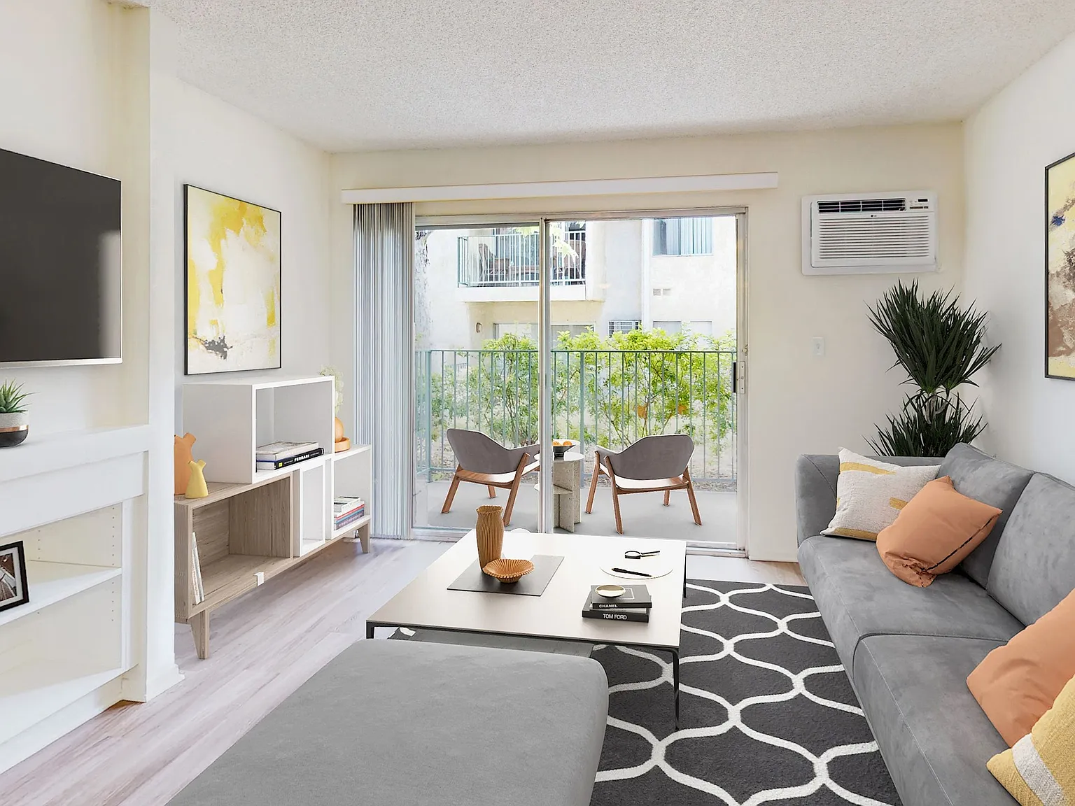 Village Pointe Apartments — Photo 4