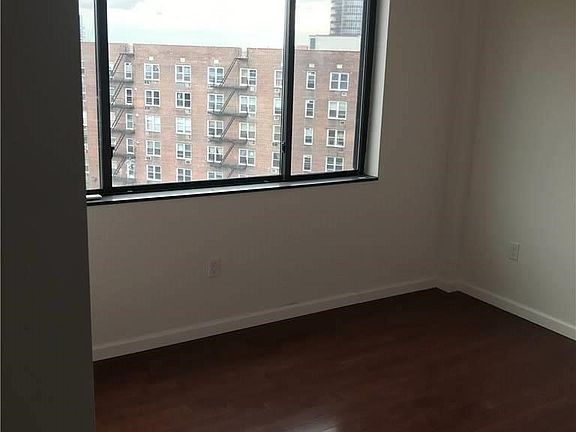2nd image of 13646 41st Ave Unit 7B