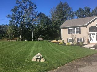 172 Reynolds Ave, Rehoboth, MA 02769