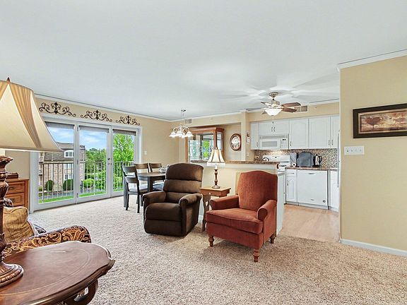 4th image of 113 Swan Dr