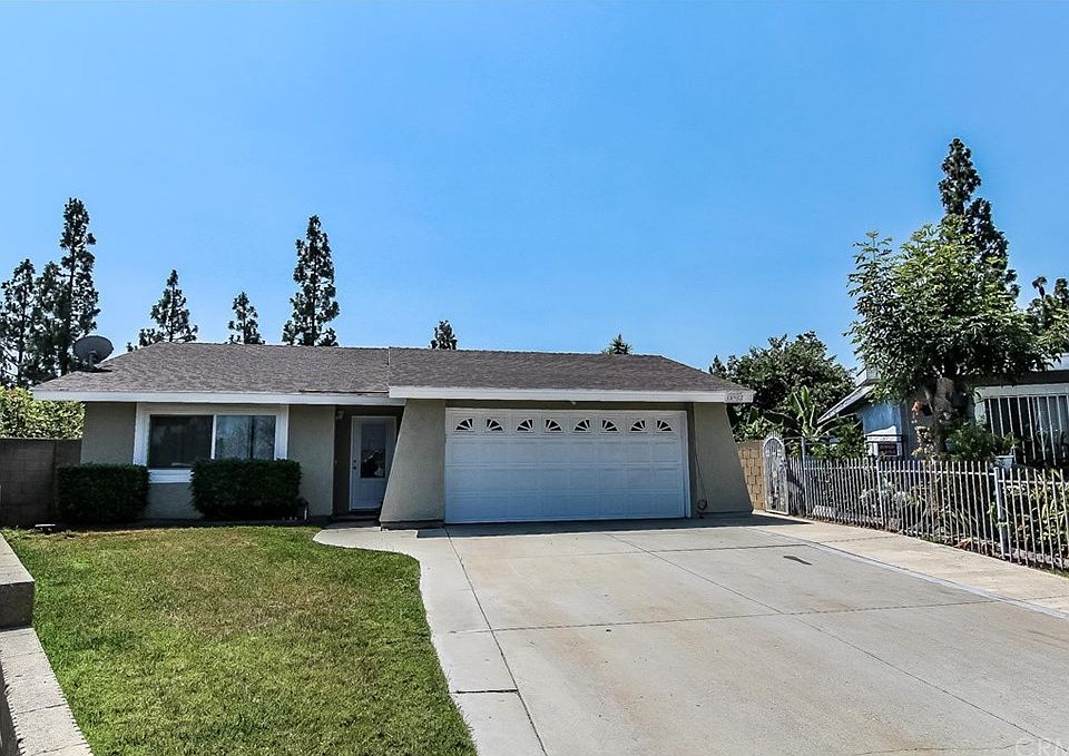1st image of 15952 Elaine Ave