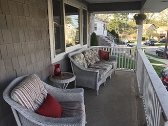 2nd image of 838 Carlton Blvd