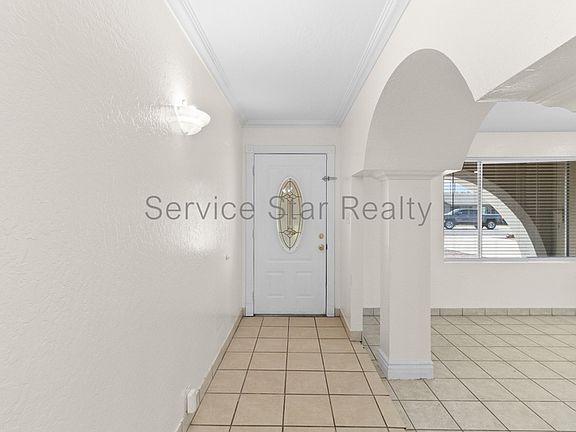 4th image of 3812 W Loma Ln