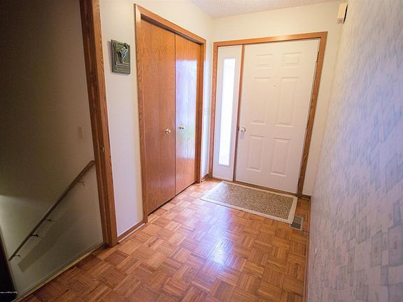 2nd image of 5307 Bear Lake Dr