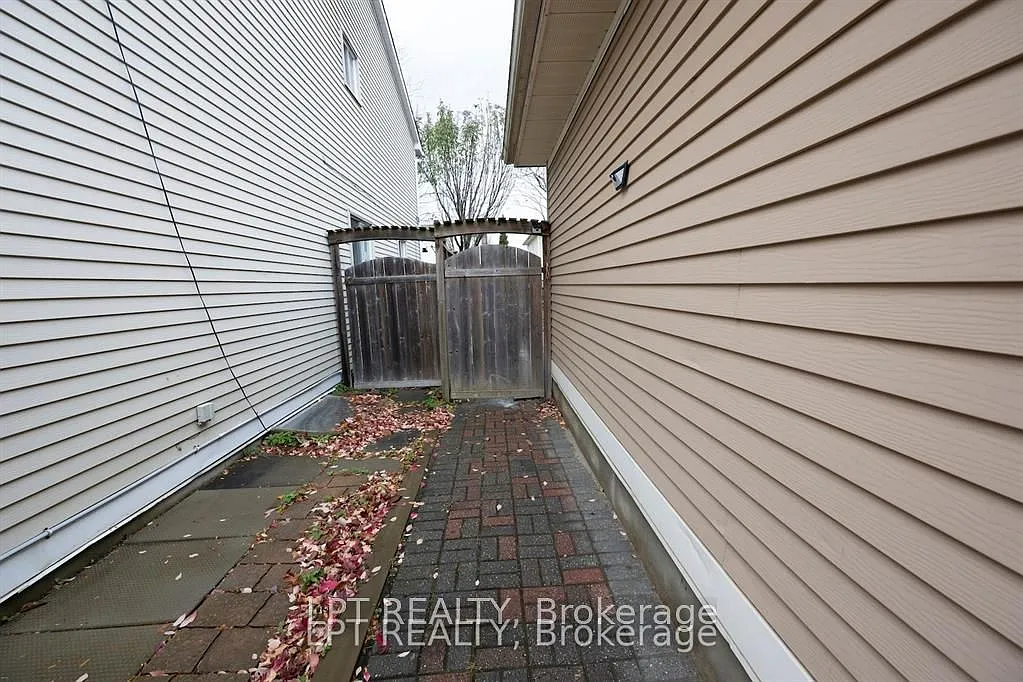 2 bed, $1,950 — Photo 2