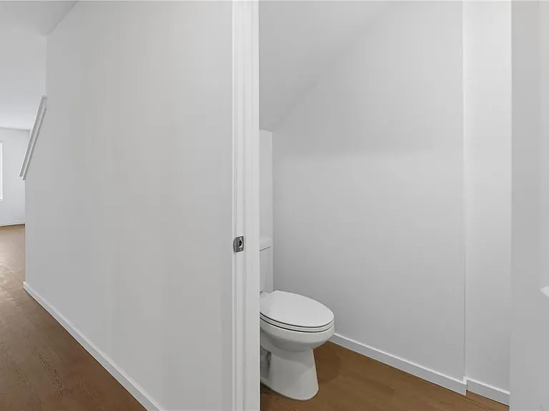 1225 Orion St — Photo 8