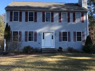 18 Boxberry Ln, Rochester, MA 02770