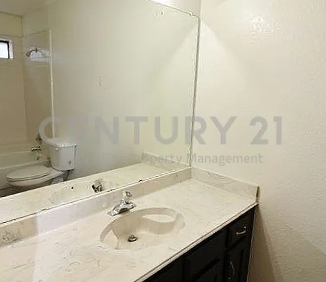 1019 Cedar Run Dr — Photo 6