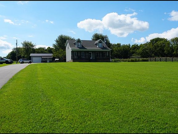 3rd image of 1691 Hiseville Bear Wallow Rd