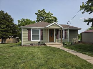 306 N Campbell St, Edina, MO 63537