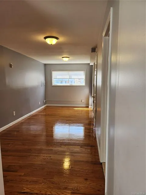 2 bed, 2.0 bath, 1880 sqft, $2,500 — Photo 3