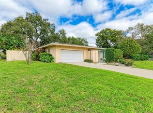 4405 N Lake Dr, Sarasota, FL 34232