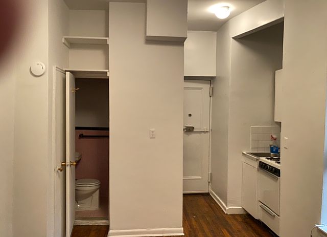 2nd image of 376 Broome St #5C