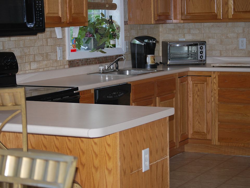 2nd image of 1 Haywood Rd