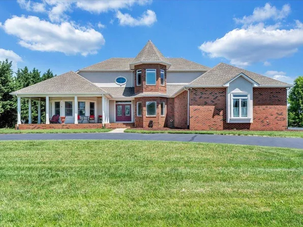 625 Frontier Way, Fincastle, VA 24090