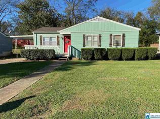 8712 Sunset Dr, Leeds, AL 35094